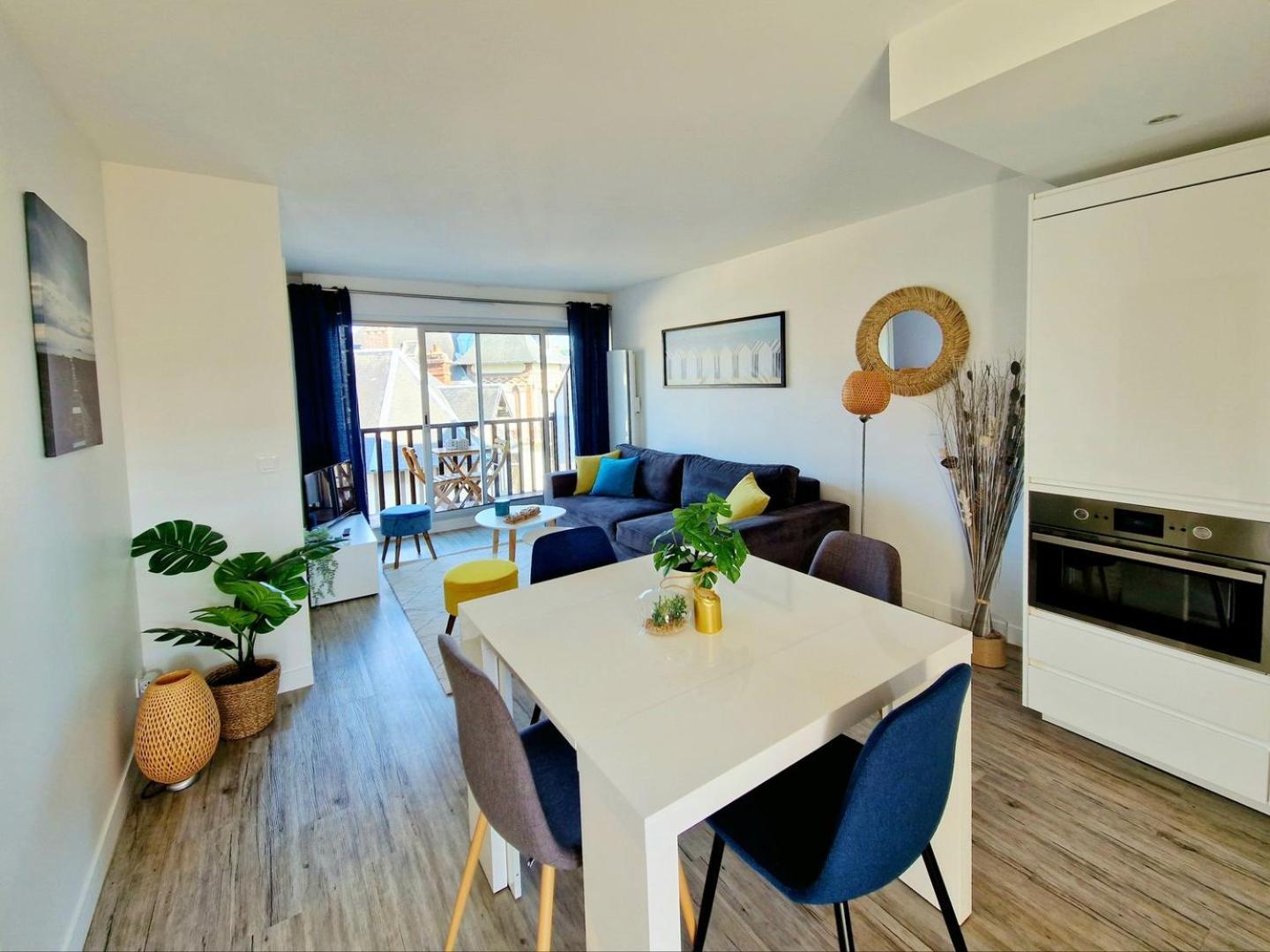 Appartement Les Embruns / F2 Hyper Centre
